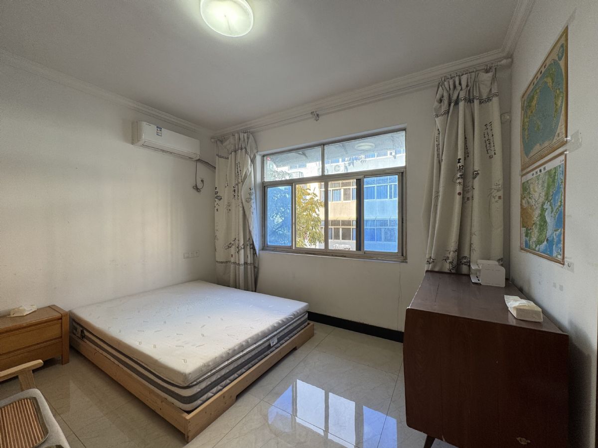 ����С��