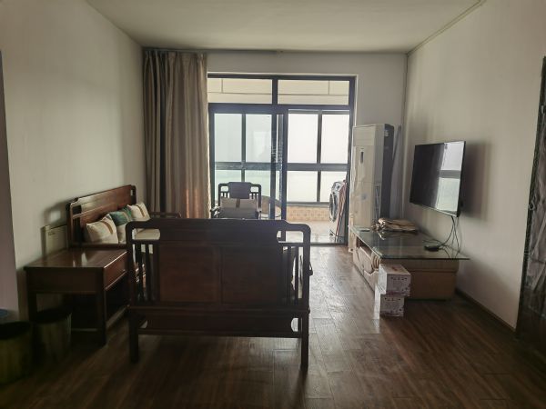 ��ɫ����