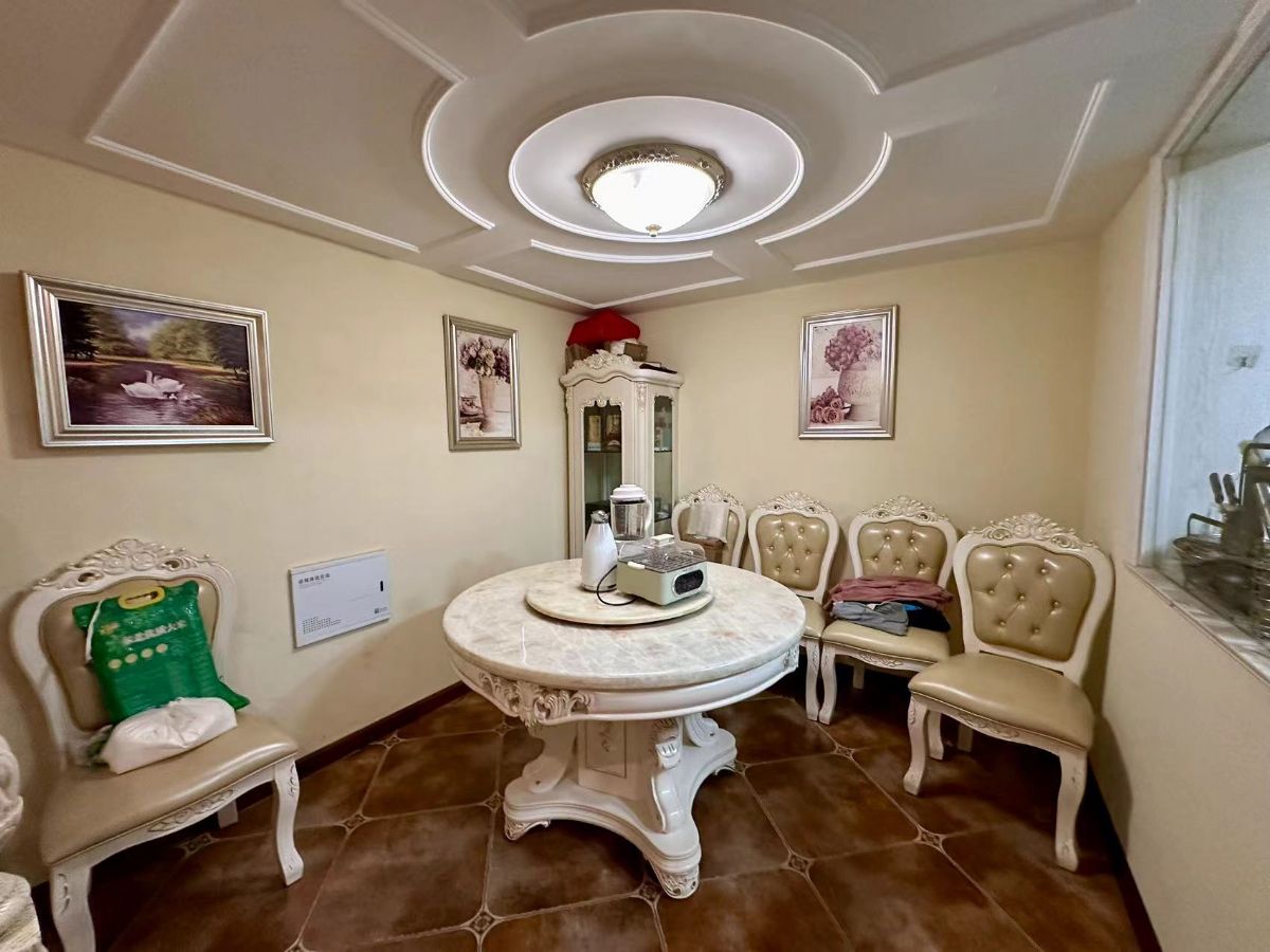 �¿�˹��������