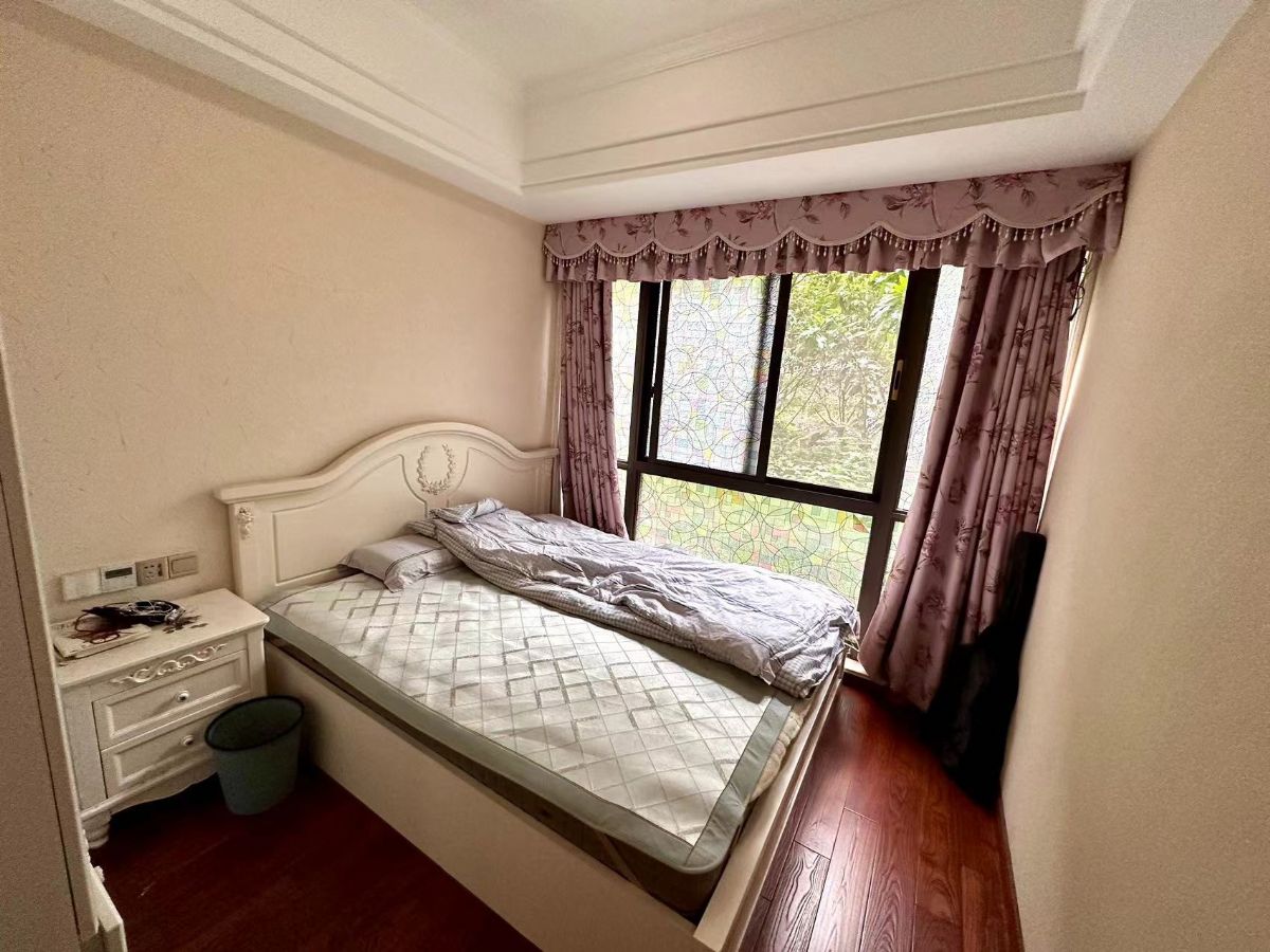 �¿�˹��������