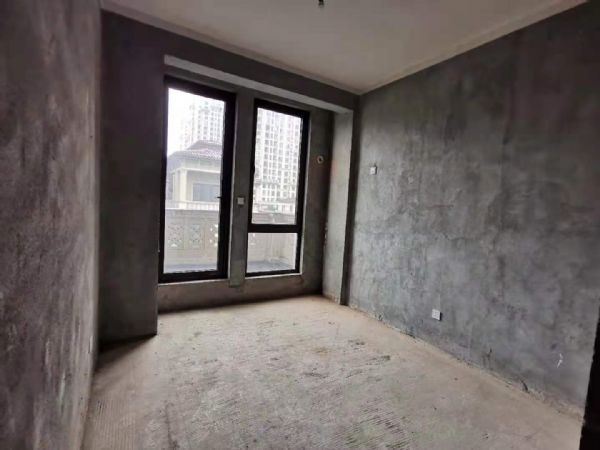 ����ɽ��