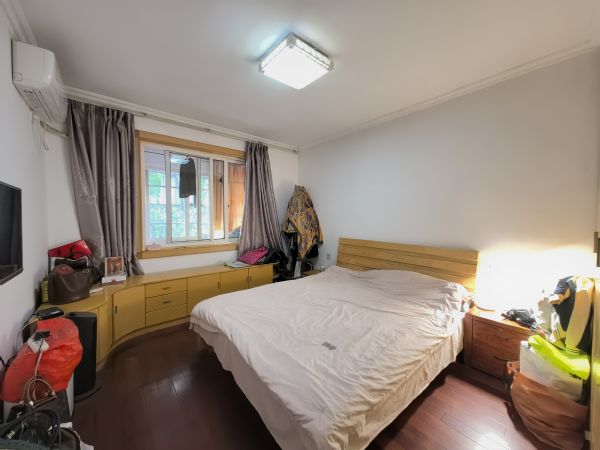 ����С��