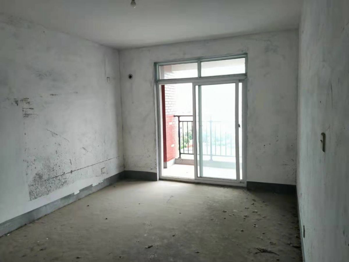 ����С��