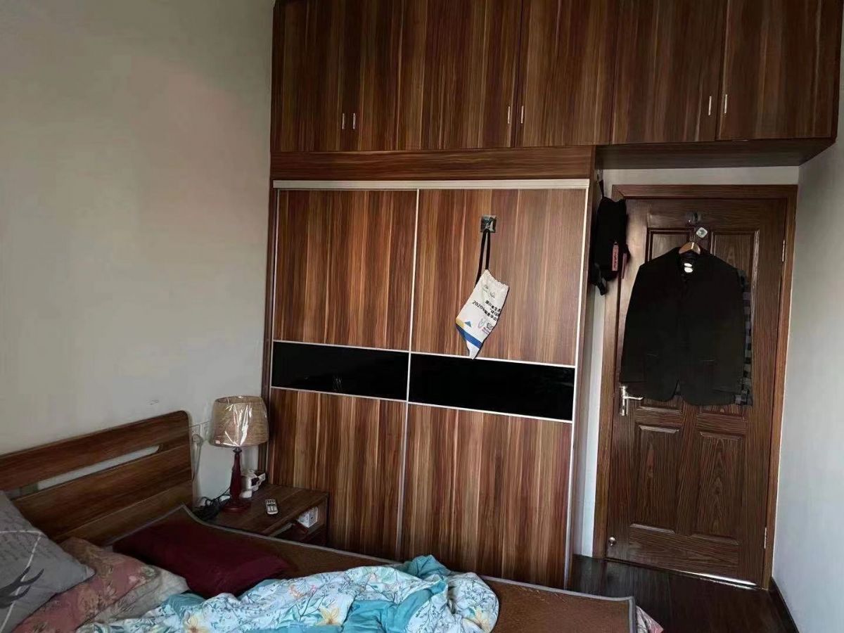 Է