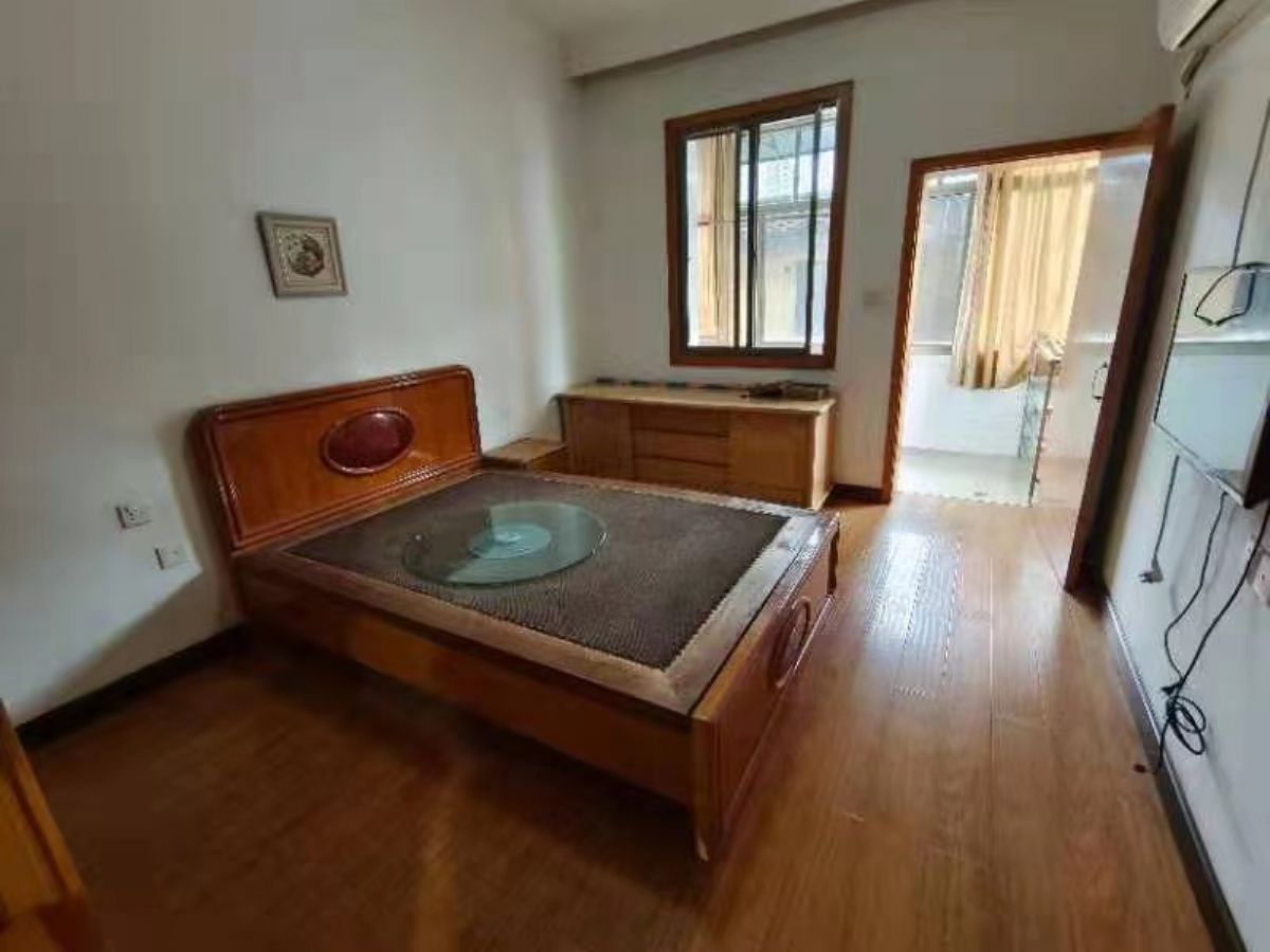 ���ʶ�����