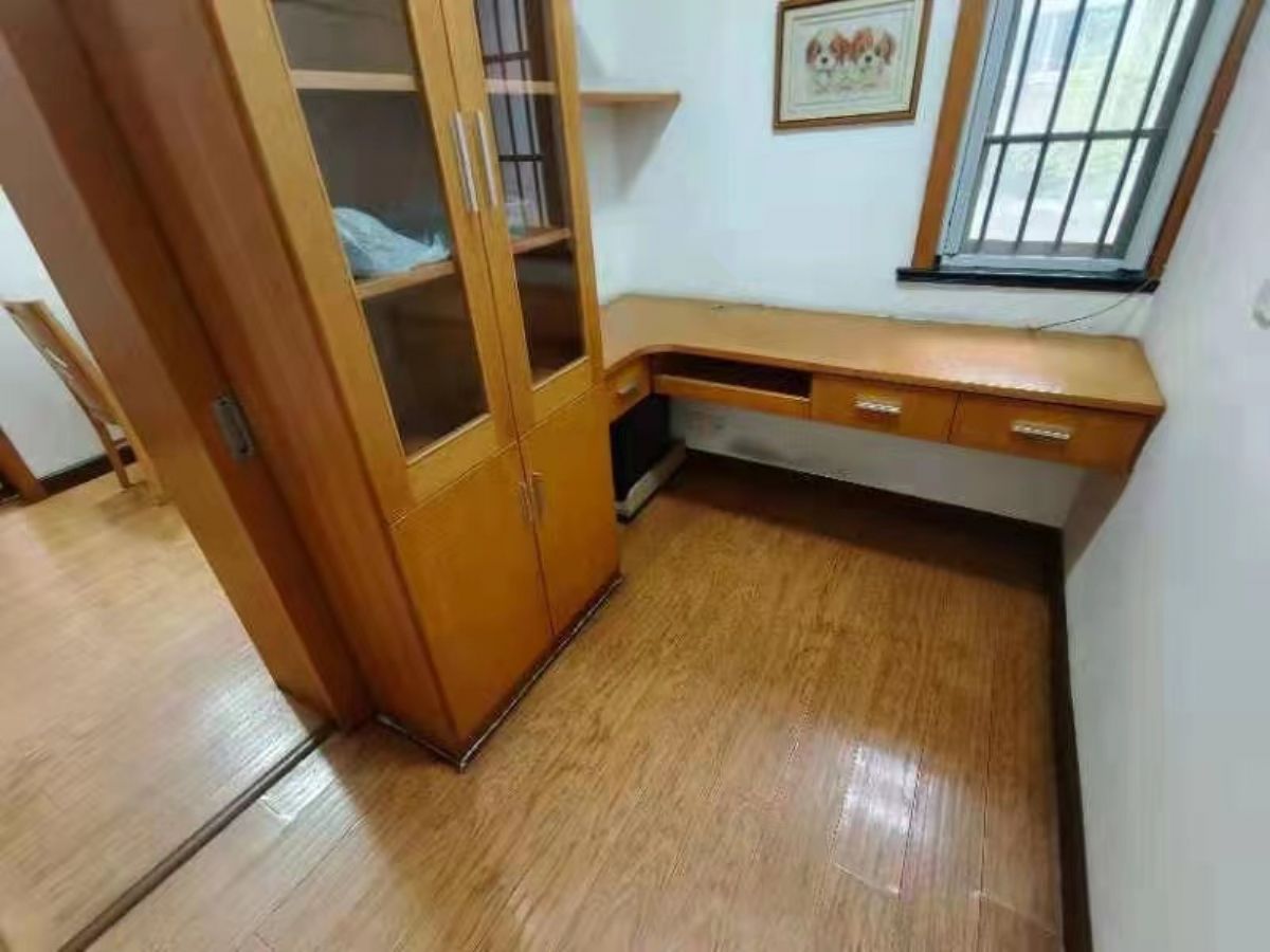 ���ʶ�����