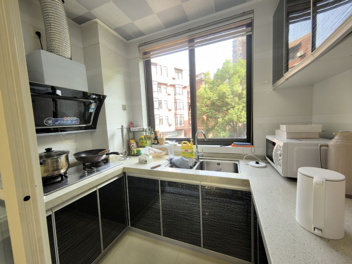 �л��Ҹ���